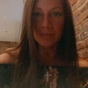 Meet your Posher, Debi